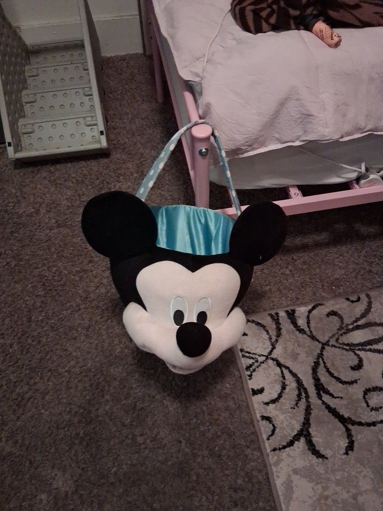 Mickey Mouse basket  Pickup