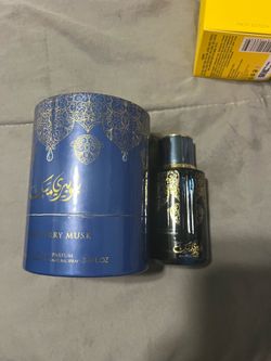 Arabiyat prestige blueberry musk