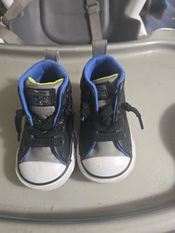 Toddler size 4 converse high top sneakers