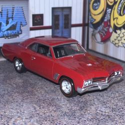 1/64 Buick GS 400