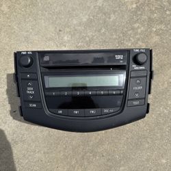 OEM Stereo Radio CD Player for 2007–2013 Toyota RAV4