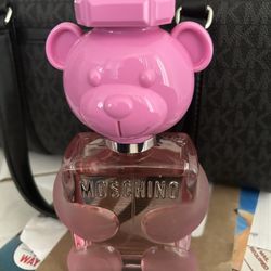 Moschino Perfume 3.4 Ounce