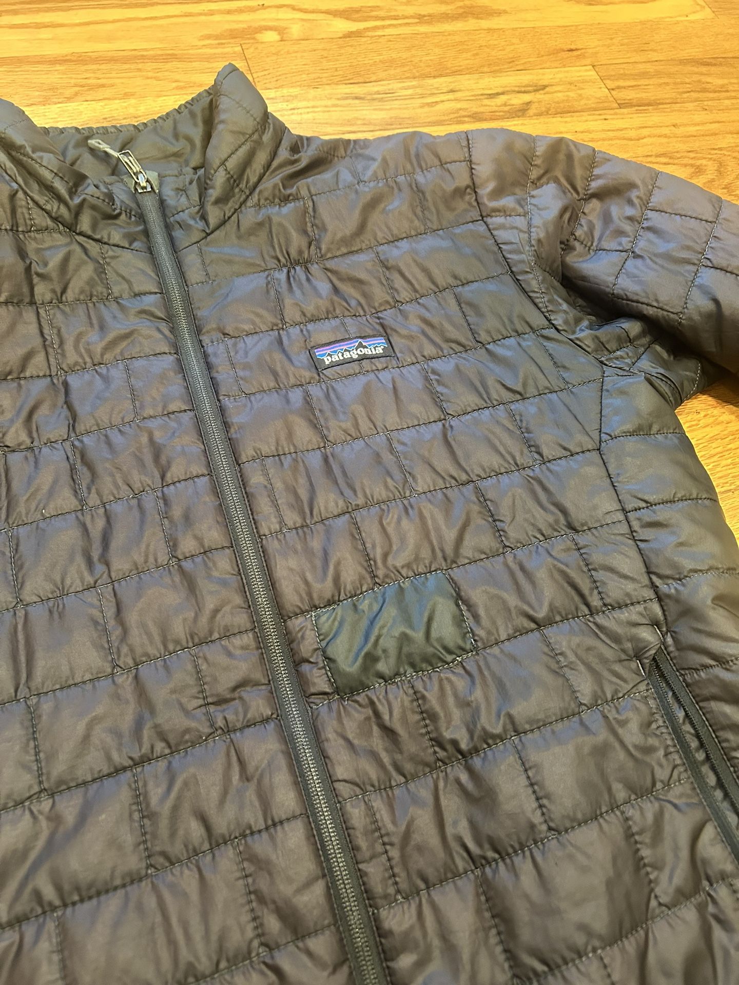Patagonia Men's Medium Full Zip Down Sweater Puffer Jacket