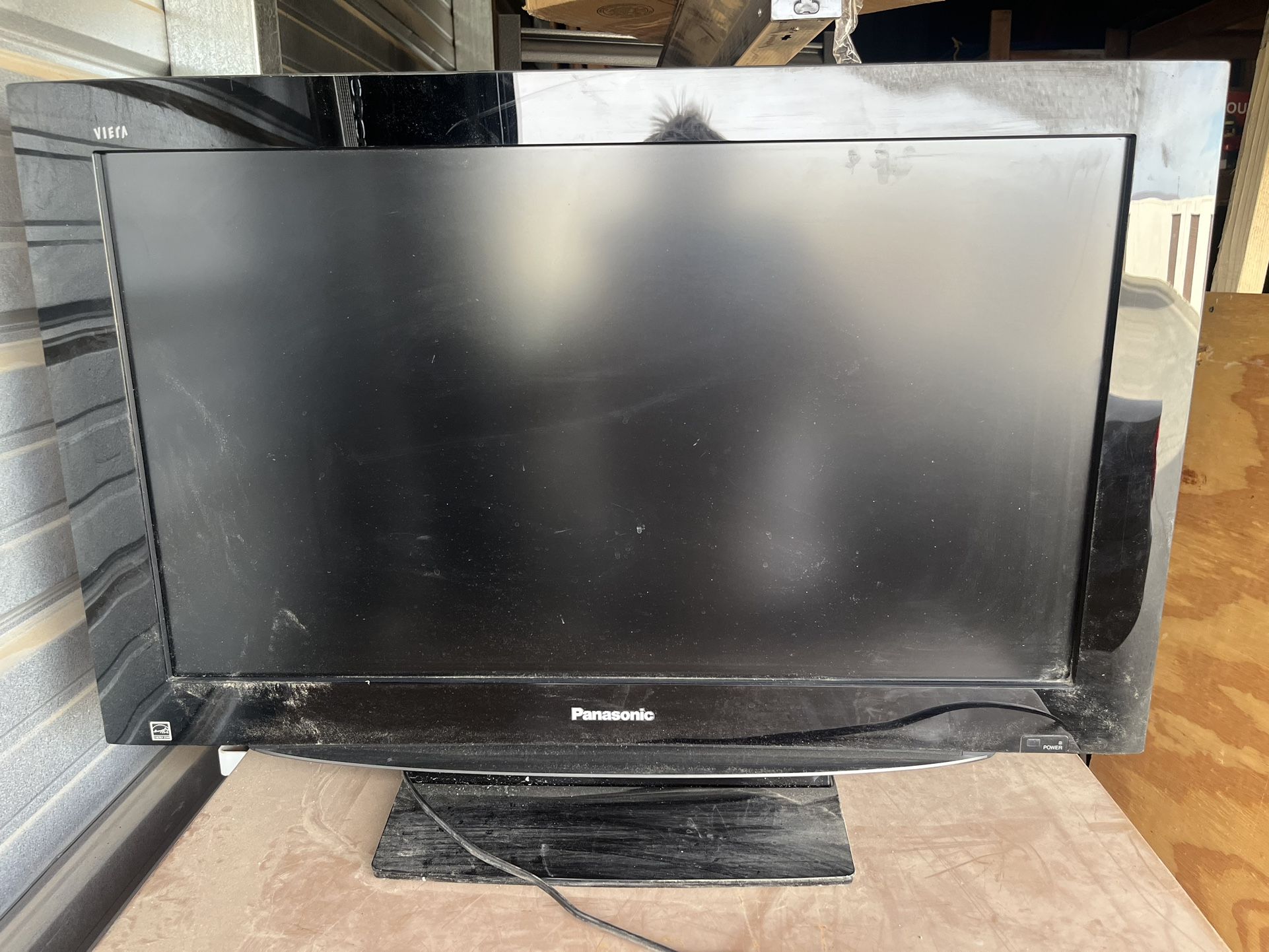 Panasonic 32” Television
