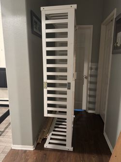 Toddler twin floor bed