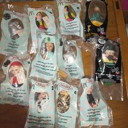 Madame Alexander McDonald's happy meal multiple years 11 toy lot 
Couple duplicates
