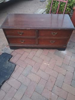 Vintage Lane Cedar chest can usevitvsscis orvturn it into a project piece. Originally around $700