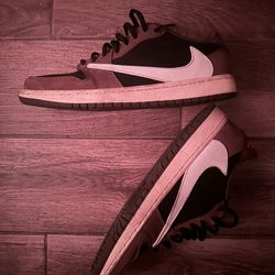 Jordan 1 low Travis Scott R3Ps