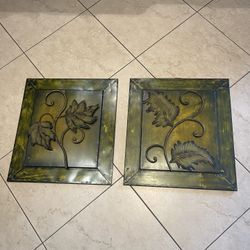 HOME DECOR Set Of 2 Metal Leaf 20”x22” Wall Art