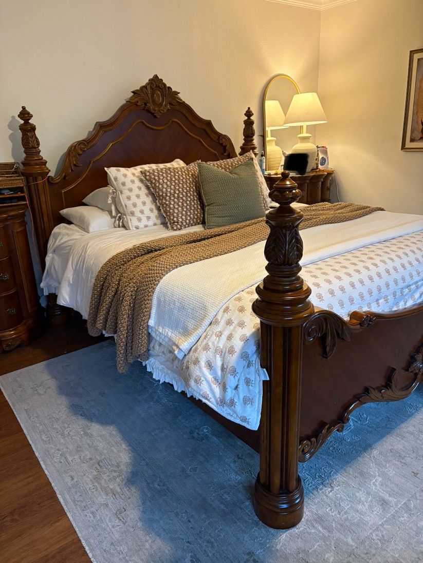 Cal-King Bedroom Set
