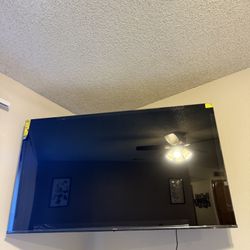 65” Hisense Smart TV For Sale. 