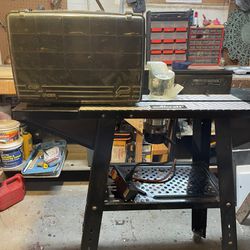 Router Table With Two Routers And Bits