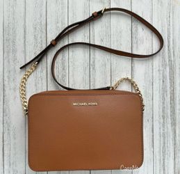 Michael Kors Jet Set Large Saffiano Leather Crossbody Bag