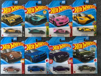 Hotwheels Lot (8 Cars Total)