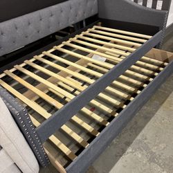 Trundle Daybed 
