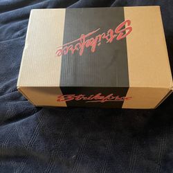 NIB UNUSED MENS 9.5 Left Handed Interchangeable KR Strikeforce Shoes