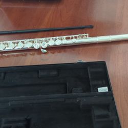 Yamaha transversal flute 
