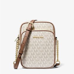 Michael Kors Vanilla Jet Set Travel Medium Logo Crossbody Bag, NEW WITH TAGS, COMES IN GIFT BAG!
