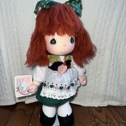 Precious Moments Doll (1988 CHILDREN AROUND THE WORLD IRELAND)
