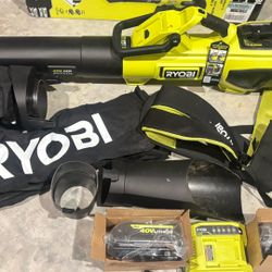 RYOBI 40V HP Brushless 100 MPH 600 CFM Cordless Leaf Blower/Mulcher/Vacuum with (2) 4.0 Ah Batteries and Charger  Used like new  Comes with 2 new batt