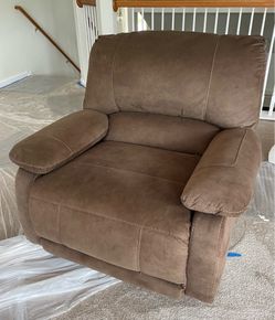 Ashley Furniture Seamus - Taupe Swivel Glider Recliner