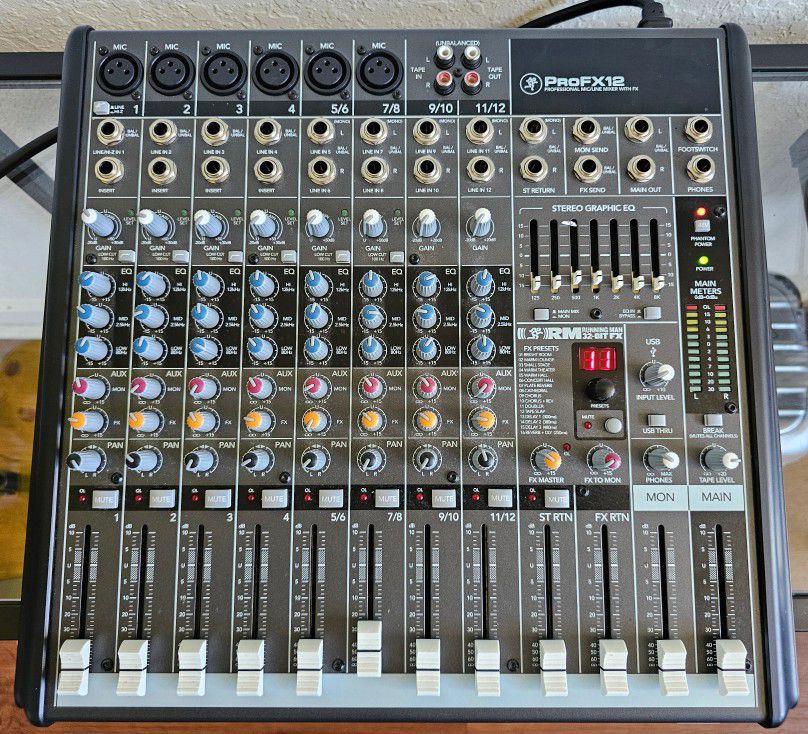 Mackie ProFX12 Channel Broadcast Mixer 
