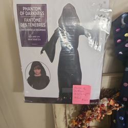 Phantom of darkness size 12-14