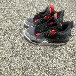 Jordan 4s 