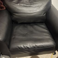 Black leather chair 