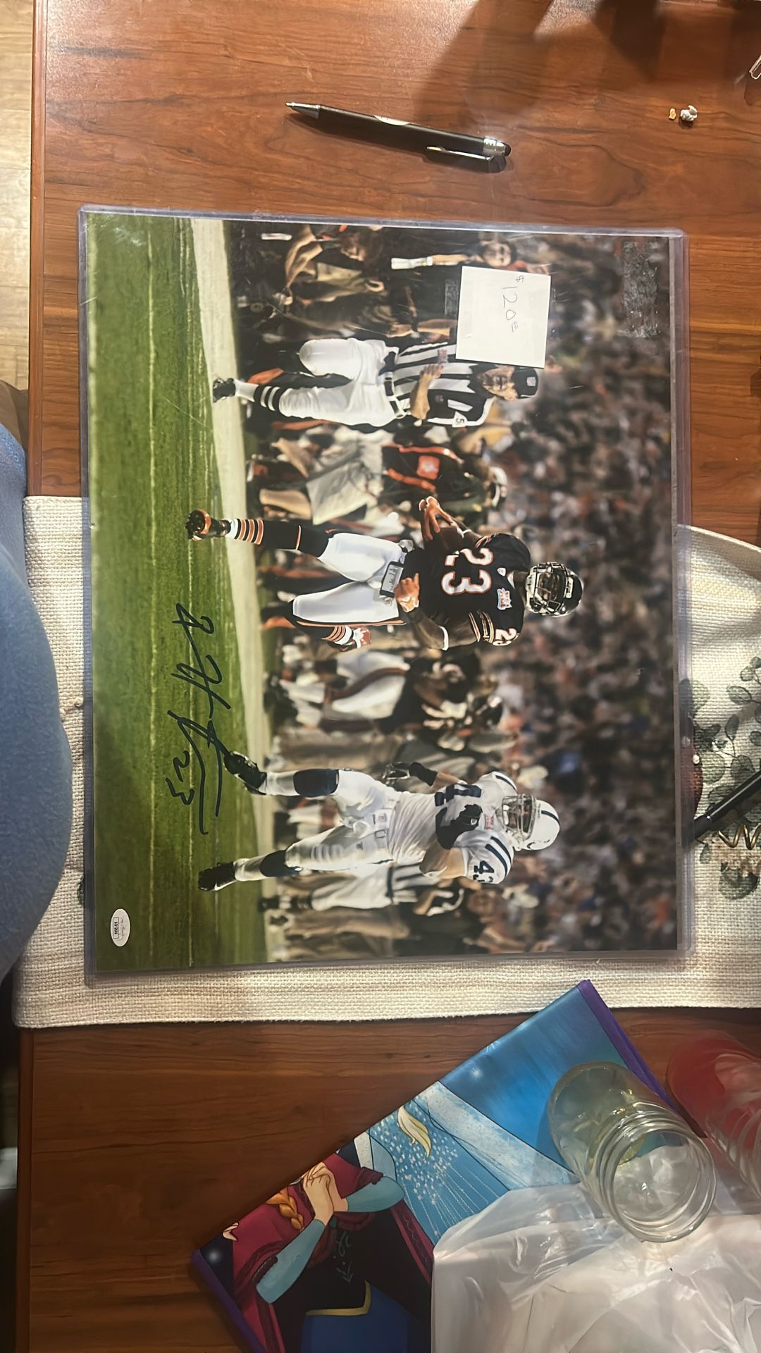 Devin Hester Sign 16x20 Picture