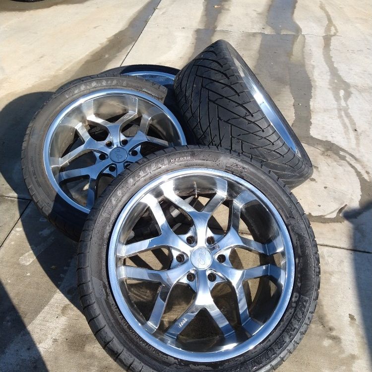 U2 Wheels 22" 6 Lug