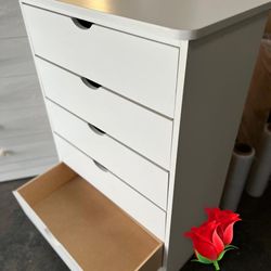 5 Drawer Dresser 