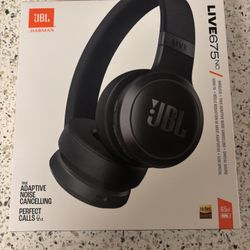 JBL Live 675 NC Headphones