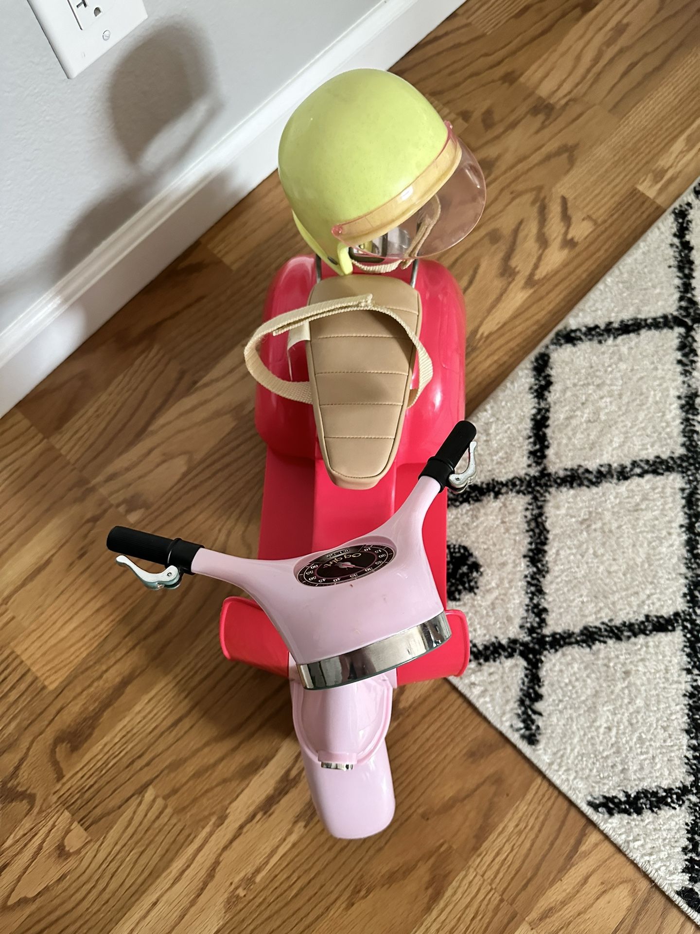 Our Generation Scooter Moped Vespa Set for 18” Doll for Sale in Hemet