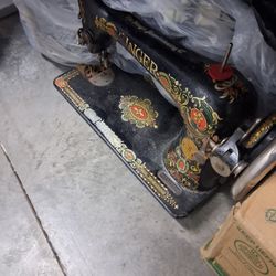 Vintage Sewing Machine