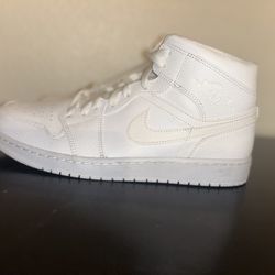 Air Jordan 1 Mid Triple White Size 13 – New (No Box)