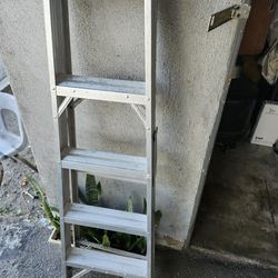 5ft Aluminum Ladder 