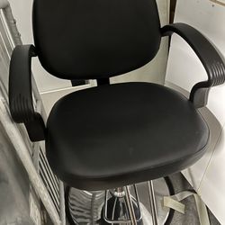 Hydraulic Stylist Chair
