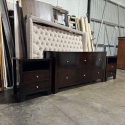 Dresser Set $270