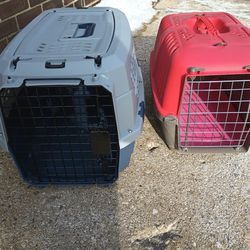 2 Pet Carriers, 1 Medium, 1 Toy/Small Thumbnail