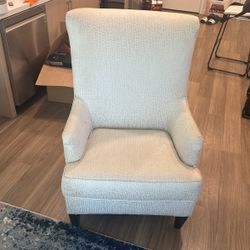 Single Chair