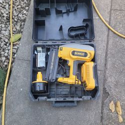 Dewalt 18g Nail Gun.