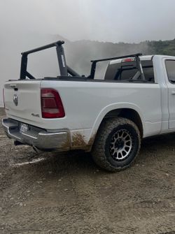 yakima overhaul hd racks