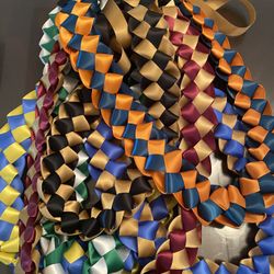 Graduation Ribbon Lei 