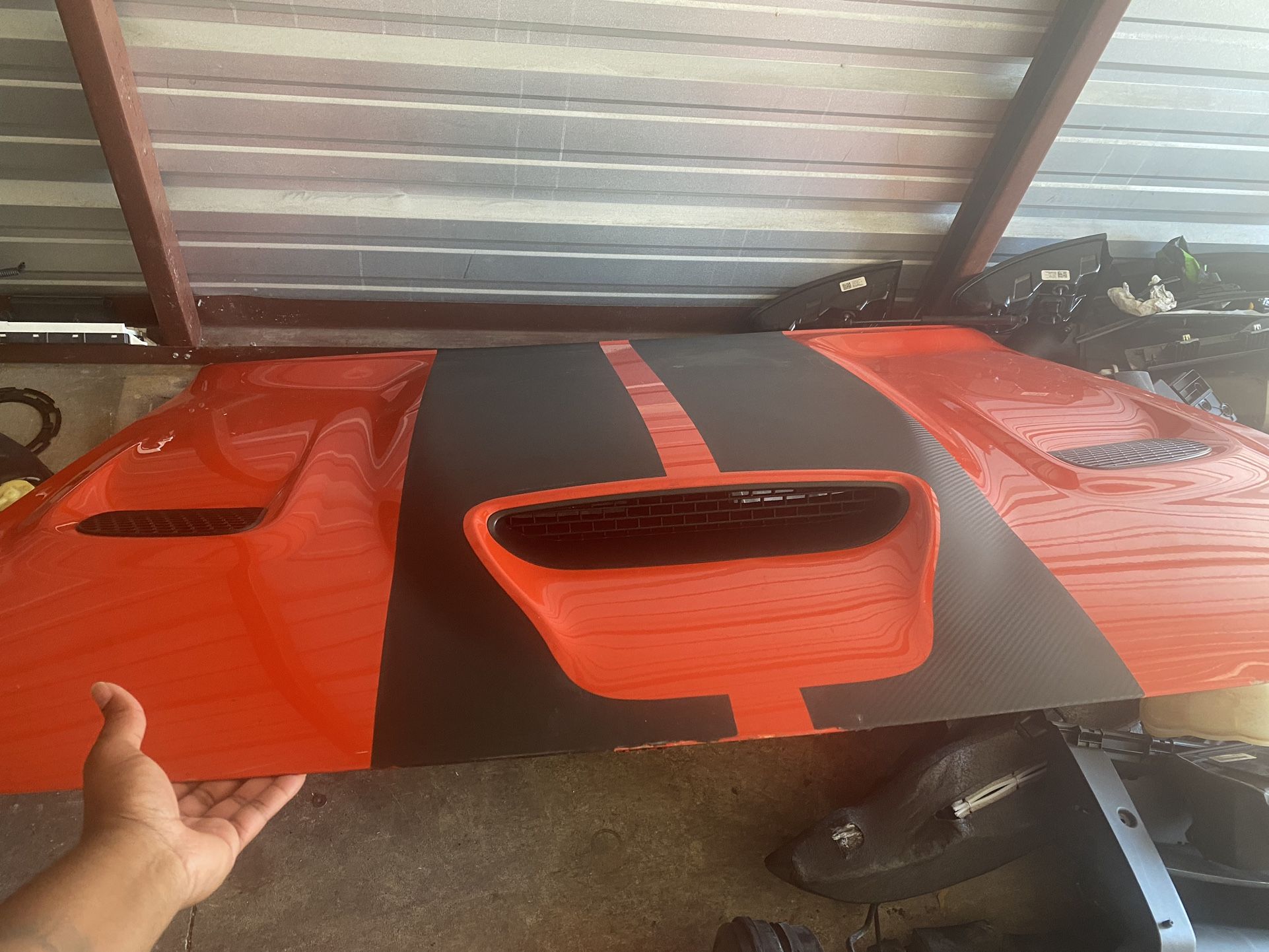 Challenger  Hellcat Hood