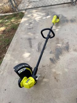 RYOBI
ONE+ 18V 13 in. Cordless Battery String Trimmer/Edger (Tool Only)