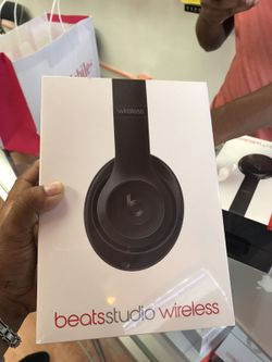 Beats studio Wireless New Sealed in box