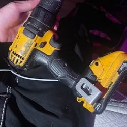 Dewalt Drill With battery
