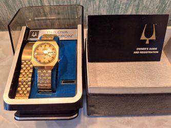 1974 Vintage Bulova Accutron Day-Date Watch - Complete Set Box & Papers (UNTESTED)