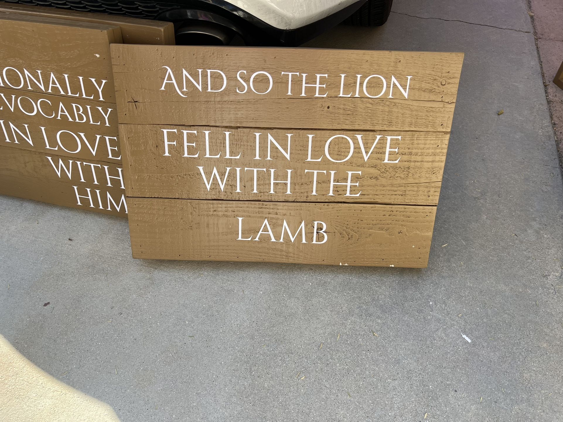Twilight Theme Wedding Decorations/signs